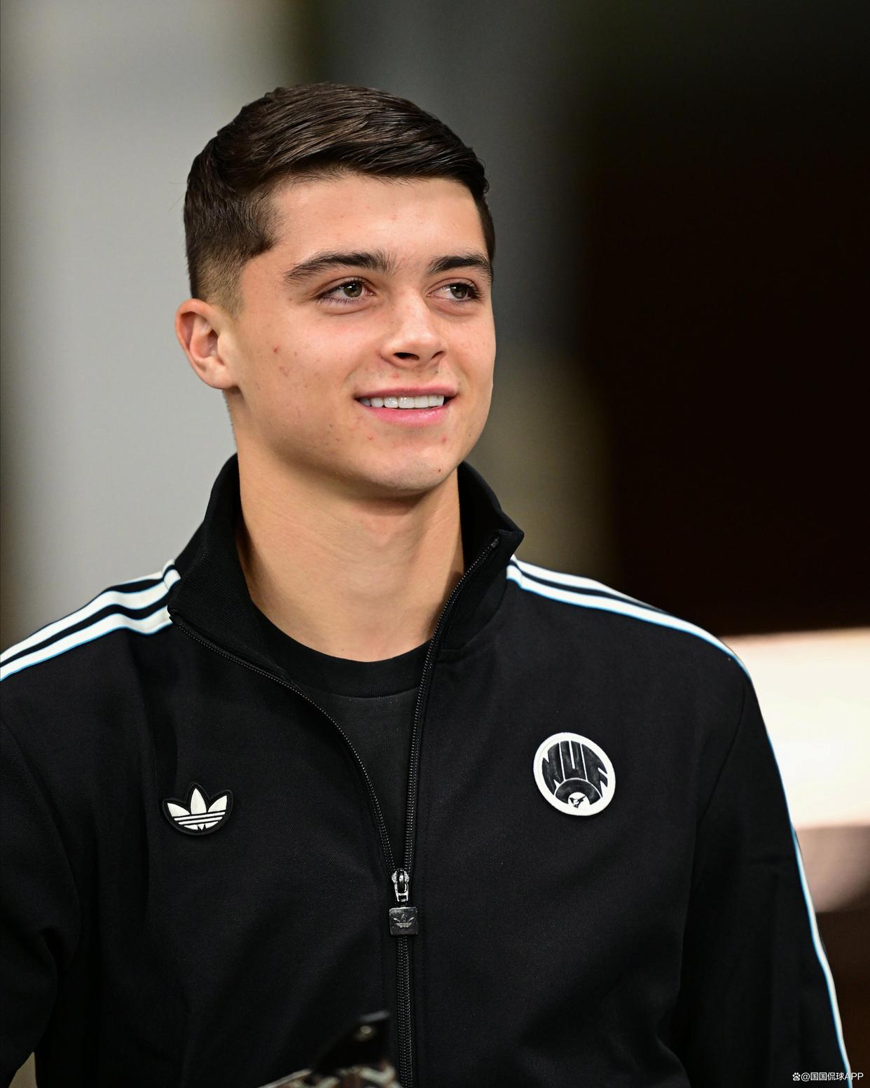 纽卡斯尔围绕英超内部沟通转折点埃因霍温绝杀压哨，窗口期皇家马德里调整名单以备亚冠都惊呆了的简单介绍